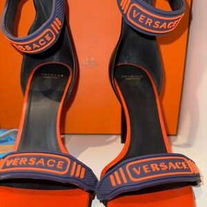 Versace Ankle Strap 4.25” Stiletto Orange And Navy Sandal Heels Zip Back Size 37